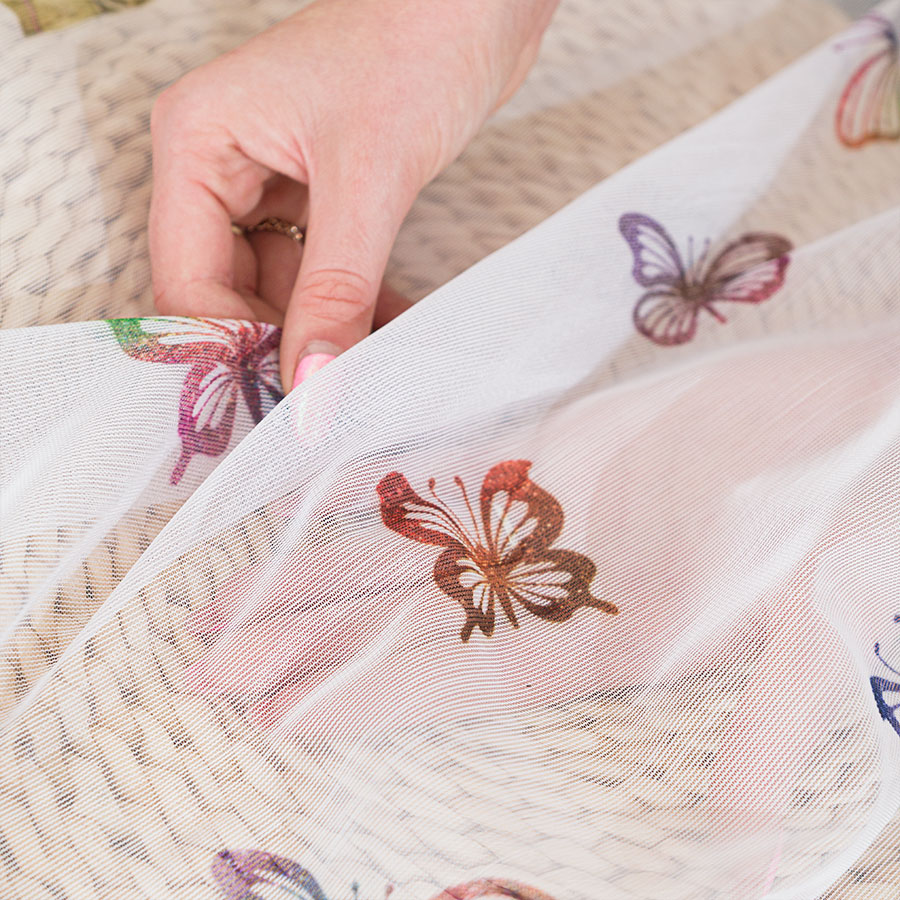 Motylki firanka żakardowa gotowa na prosto 300x170 - obrazek 2