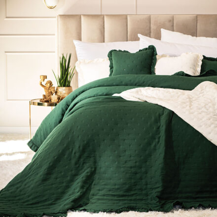 Narzuta WERONA dekoracyjna z falbaną 220x240cm kol zielony