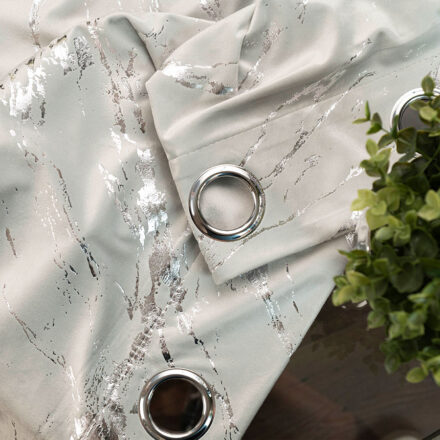 Marma zasłona gotowa na przelotkach 140cmx250cm pastelowy szary