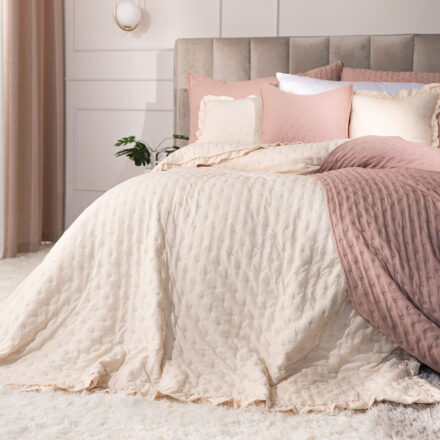 Narzuta WERONA dekoracyjna z falbaną 220x240cm kol beżowy