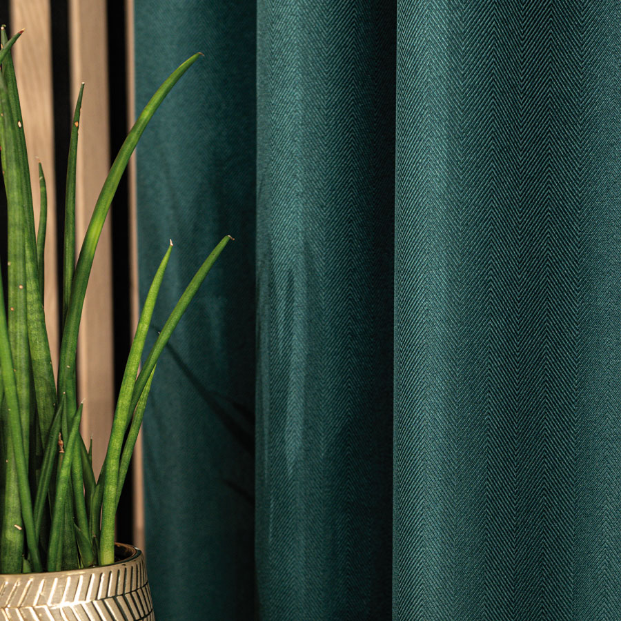 Jodełka zasłona gotowa na przelotkach 140cmx250cm butelkowa zieleń - obrazek 3