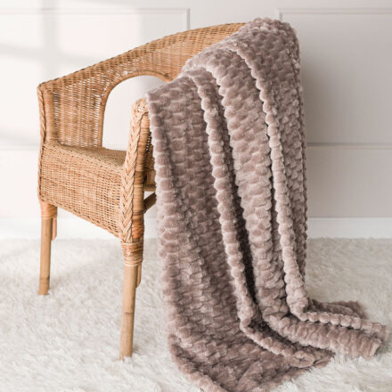 Koc MIKOS dekoracyjny 160x200cm kol jasny ciepły brąz