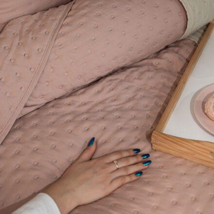 Narzuta NULES dekoracyjna 170x210cm kol różowy