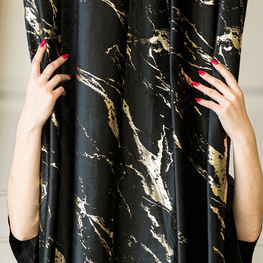 Marma zasłona gotowa na taśmie 140cmx250cm czarny - obrazek 3