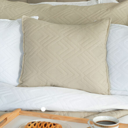 Poszewka AVILA dekoracyjna 40x40cm kol beżowy