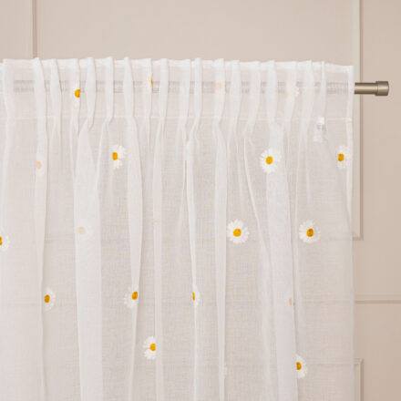 Bellis firana gotowa na taśmie 140x250cm